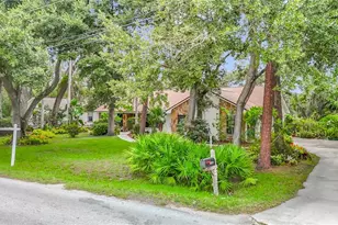 12721 N Armenia Ave, Tampa, FL 33612 - Photo 3