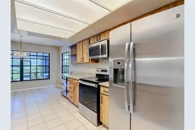 12721 N Armenia Avenue, Tampa, FL 33612 - Photo 33