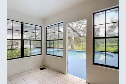 12721 N Armenia Avenue, Tampa, FL 33612 - Photo 59