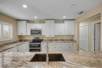 360 S Woodlands Drive, Oldsmar, FL 34677 - Photo 9