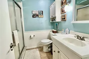 15614 Farnsworth Ln, Tampa, FL 33624 - Photo 13