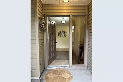 15614 Farnsworth Lane, Tampa, FL 33624 - Photo 3