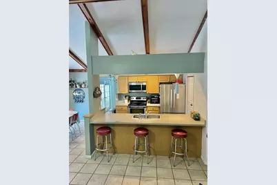 15614 Farnsworth Lane, Tampa, FL 33624 - Photo 9