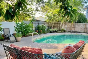 15614 Farnsworth Ln, Tampa, FL 33624 - Photo 19