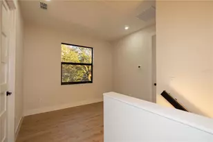 12905 Worchester Ave, Tampa, FL 33624 - Photo 19