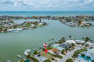 813 Bay Point Dr, Madeira Beach, FL 33708 - Photo 1