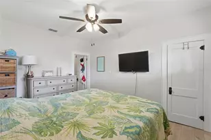 146 16th Ave SE, Saint Petersburg, FL 33701 - Photo 13