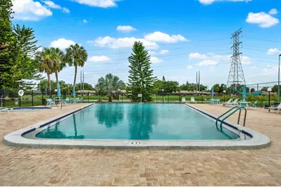 1204 11th Circle SE, Largo, FL 33771 - Photo 27