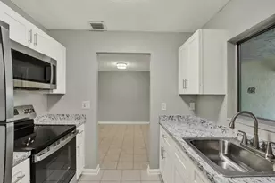 1204 11th Cir SE, Largo, FL 33771 - Photo 11