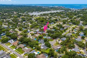 420 Oxford Rd, Palm Harbor, FL 34683 - Photo 45