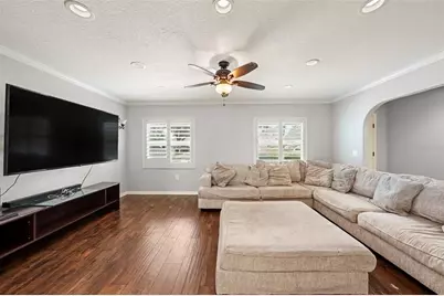 411 Merlin Court, Brandon, FL 33510 - Photo 9
