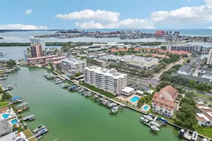 223 Island Way, Clearwater Beach, FL 33767 - Photo 35
