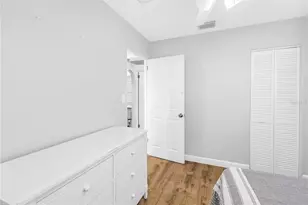 5213 Tangerine Ave S, Gulfport, FL 33707 - Photo 21