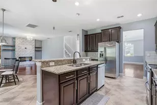 3987 Round Table Ct, Land O Lakes, FL 34638 - Photo 9