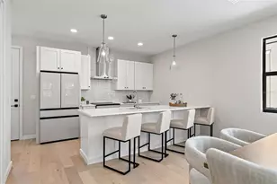 423 11th Ave S, Saint Petersburg, FL 33701 - Photo 5