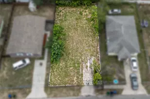 3621 N 55th St, Tampa, FL 33619 - Photo 1