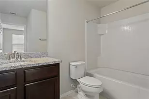 4751 White Sanderling Ct, Tampa, FL 33619 - Photo 15