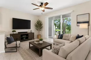 4751 White Sanderling Ct, Tampa, FL 33619 - Photo 9