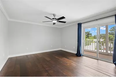 427 Villagrande Avenue S, Saint Petersburg, FL 33707 - Photo 41