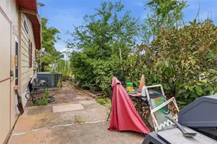 410 Dolphin Dr S, Oldsmar, FL 34677 - Photo 19