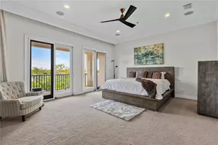 1008 Paseo Del Rio NE, Saint Petersburg, FL 33702 - Photo 25