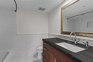1008 Paseo Del Rio NE, Saint Petersburg, FL 33702 - Photo 23