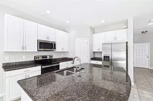 7214 Grand Elm Dr, Riverview, FL 33578 - Photo 3
