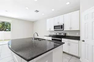 7214 Grand Elm Dr, Riverview, FL 33578 - Photo 7