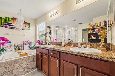 11334 Villas On The Green Dr, Riverview, FL 33579 - Photo 9