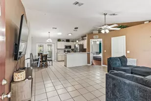 1195 Cr 441, Lake Panasoffkee, FL 33538 - Photo 5