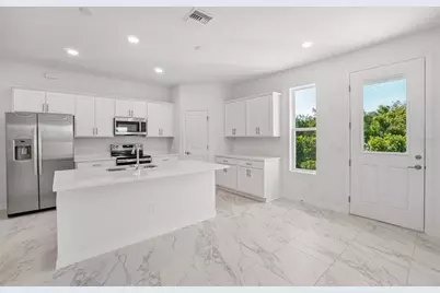 616 Silver Stream Court, Brandon, FL 33511 - Photo 9