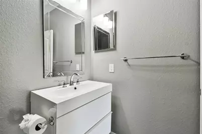 [Address not provided], Tampa, FL 33611 - Photo 25