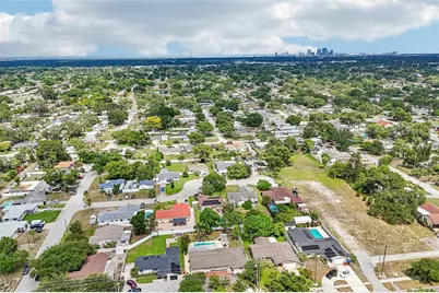 2709 49th Street N, Saint Petersburg, FL 33710 - Photo 37