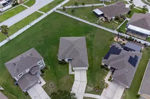12015 Butler Woods Cir, Riverview, FL 33579 - Photo 21