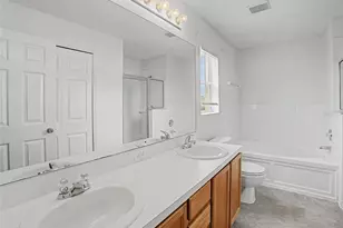 12015 Butler Woods Cir, Riverview, FL 33579 - Photo 13