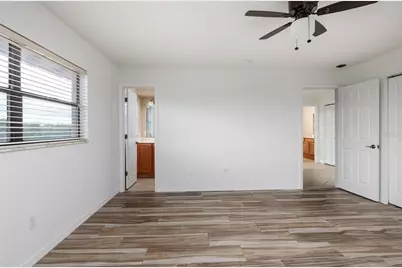 6150 Gulfport Boulevard S #409, Gulfport, FL 33707 - Photo 15