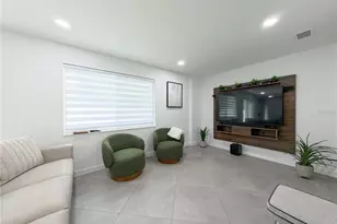 1446 Admiral Woodson Ln, Clearwater, FL 33755 - Photo 11