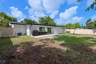 1446 Admiral Woodson Ln, Clearwater, FL 33755 - Photo 33