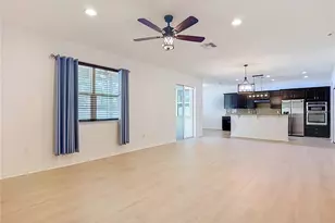 1113 Canyon Oaks Dr, Brandon, FL 33510 - Photo 3