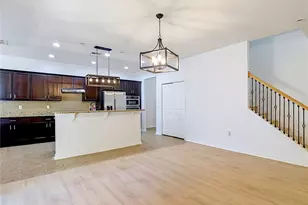 1113 Canyon Oaks Dr, Brandon, FL 33510 - Photo 9