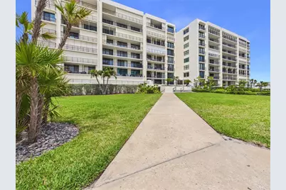 1400 Gulf Boulevard #212, Clearwater Beach, FL 33767 - Photo 3