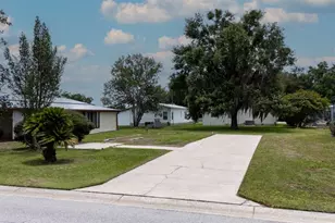 35100 Colony Hills Dr, Zephyrhills, FL 33541 - Photo 1