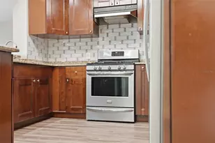 3151 56th St N, Saint Petersburg, FL 33710 - Photo 9