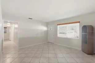 3151 56th St N, Saint Petersburg, FL 33710 - Photo 5