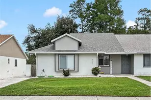 3426 SW Laurel Dale Dr, Tampa, FL 33618 - Photo 1
