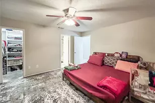 3426 Laurel Dale Dr, Tampa, FL 33618 - Photo 13