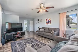 4601 N Emerald Ave, Tampa, FL 33614 - Photo 5