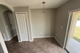 1970 Hawks View Dr, Ruskin, FL 33570 - Photo 7