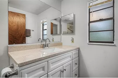 16706 Rolling Rock Drive, Tampa, FL 33618 - Photo 31