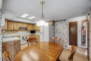 16706 Rolling Rock Dr, Tampa, FL 33618 - Photo 13